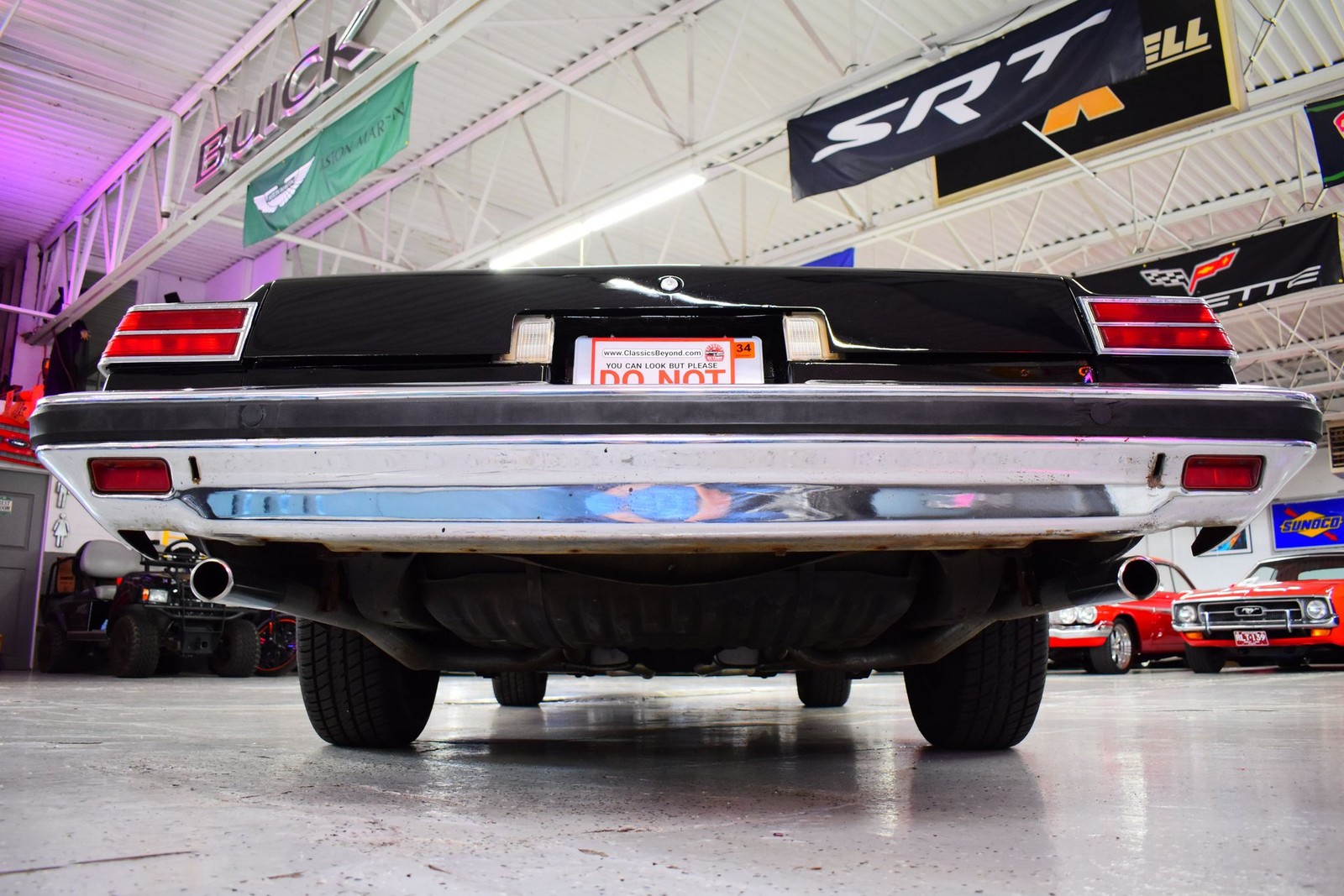 Pontiac-LeMans-1976-Coupe-15