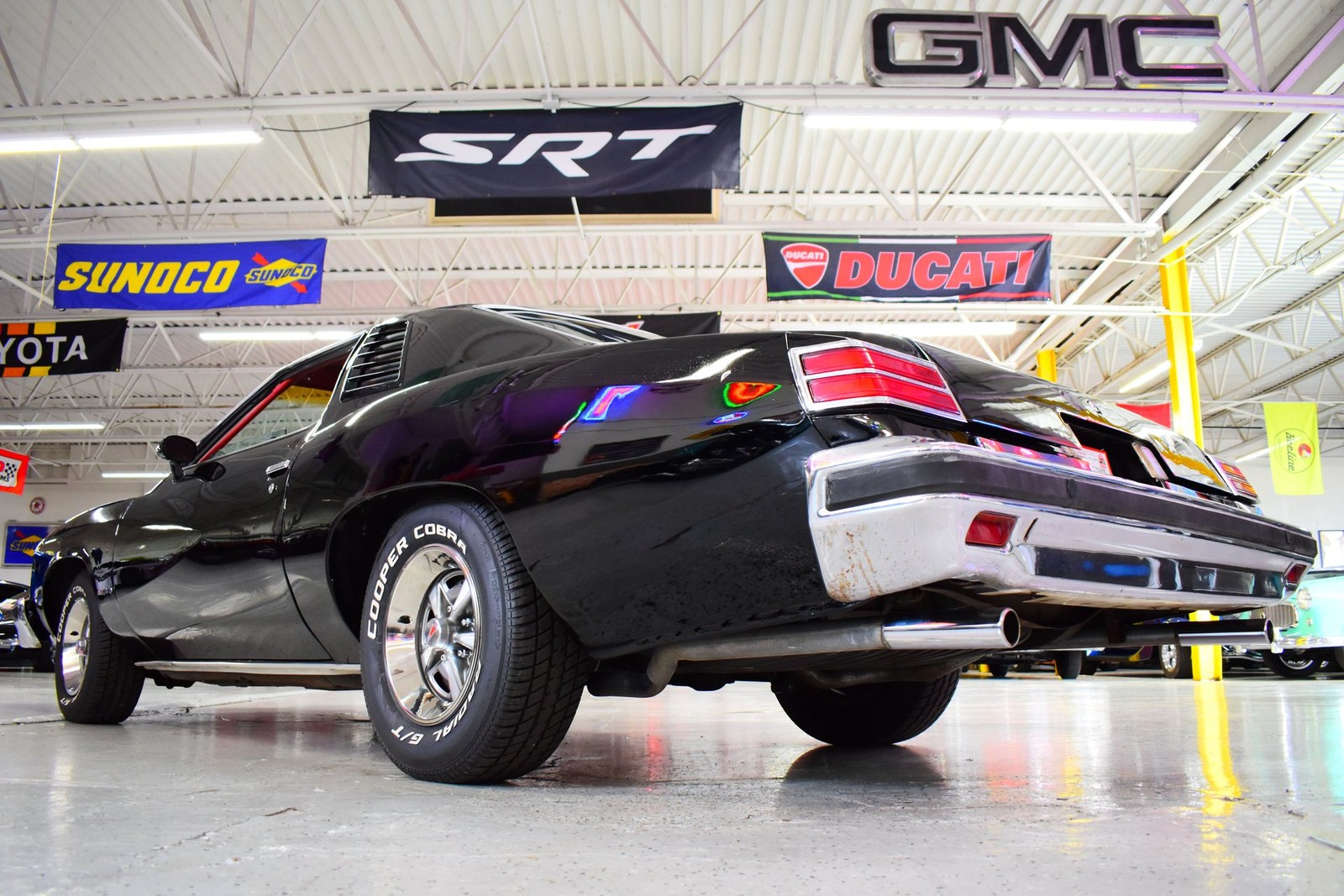 Pontiac-LeMans-1976-Coupe-18