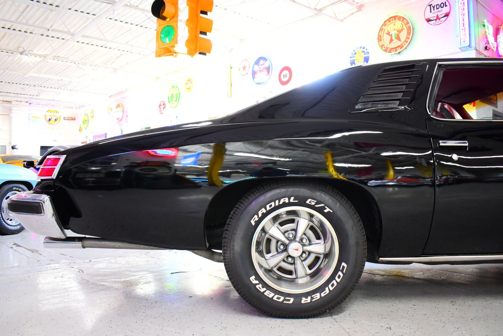 Pontiac-LeMans-1976-Coupe-7