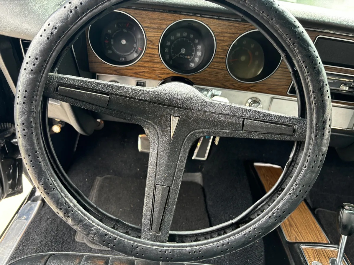 Pontiac-Lemans-1972-Black-W-Black-10