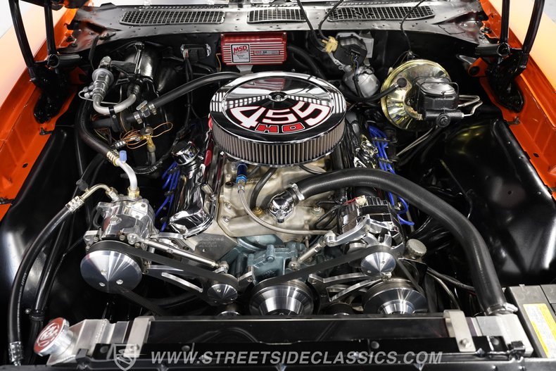 Pontiac-Lemans-1972-Carousel-Red-White-11