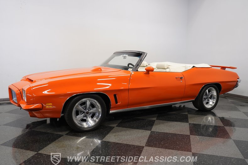 Pontiac-Lemans-1972-Carousel-Red-White-13