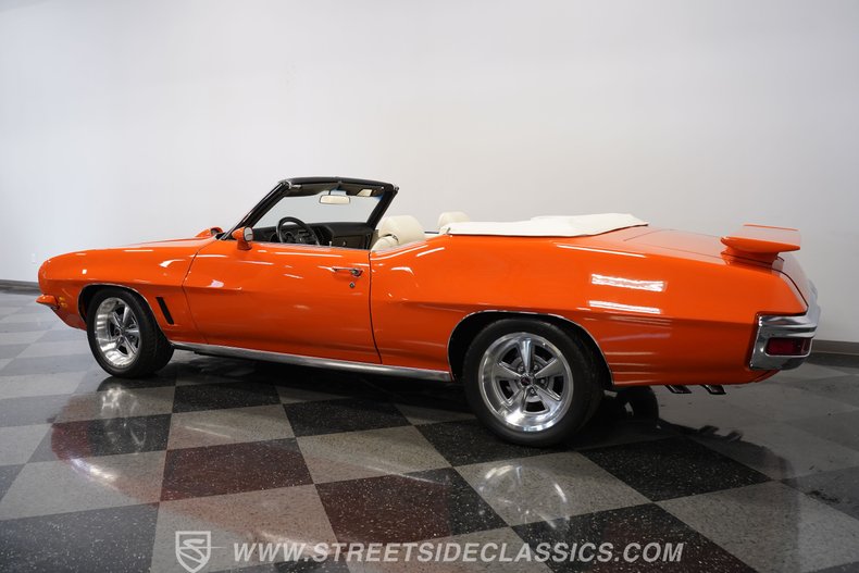 Pontiac-Lemans-1972-Carousel-Red-White-15