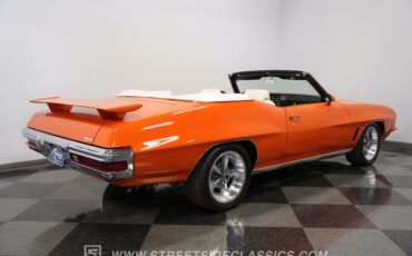 Pontiac-Lemans-1972-Carousel-Red-White-17