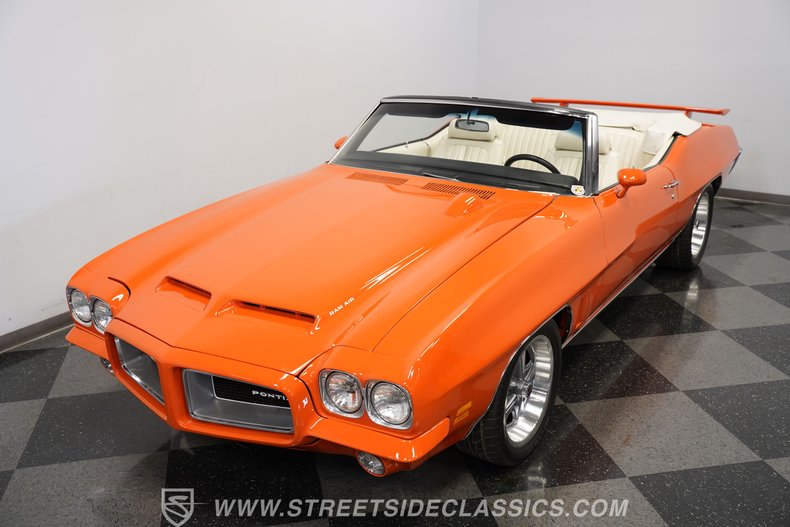 Pontiac-Lemans-1972-Carousel-Red-White-24