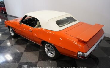 Pontiac-Lemans-1972-Carousel-Red-White-28