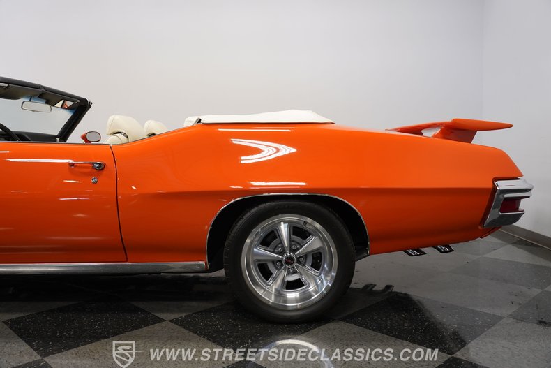 Pontiac-Lemans-1972-Carousel-Red-White-31