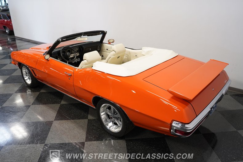 Pontiac-Lemans-1972-Carousel-Red-White-33