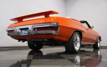 Pontiac-Lemans-1972-Carousel-Red-White-35