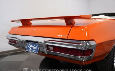 Pontiac-Lemans-1972-Carousel-Red-White-37