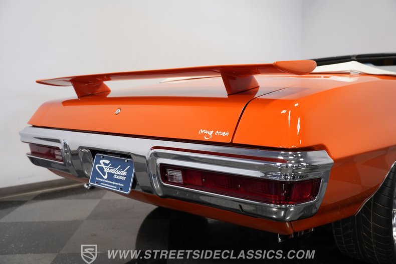 Pontiac-Lemans-1972-Carousel-Red-White-37