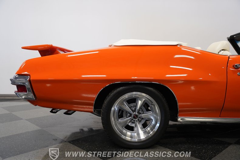 Pontiac-Lemans-1972-Carousel-Red-White-39