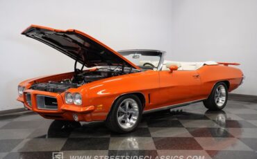 Pontiac-Lemans-1972-Carousel-Red-White-4