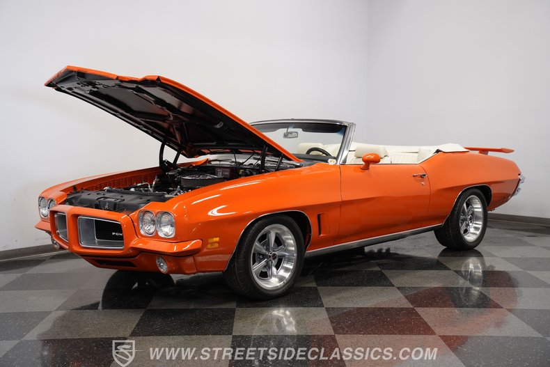 Pontiac-Lemans-1972-Carousel-Red-White-4