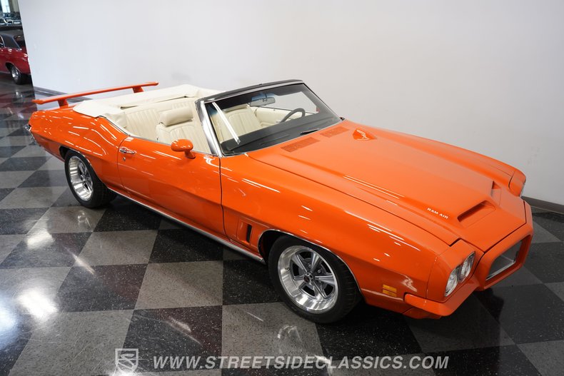 Pontiac-Lemans-1972-Carousel-Red-White-49