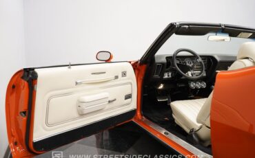 Pontiac-Lemans-1972-Carousel-Red-White-5