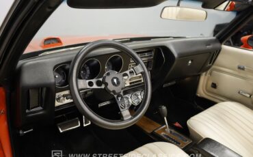 Pontiac-Lemans-1972-Carousel-Red-White-8