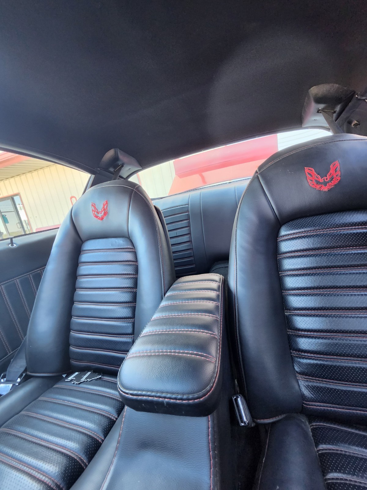 Pontiac-Trans-Am-1976-Coupe-6