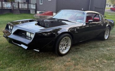 Pontiac-Trans-Am-1977