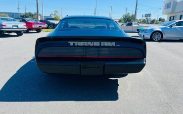 Pontiac-Trans-Am-1979-Coupe-3