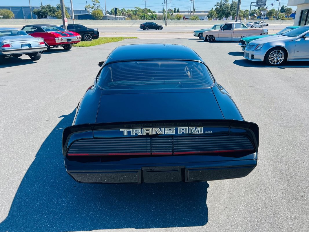 Pontiac-Trans-Am-1979-Coupe-4