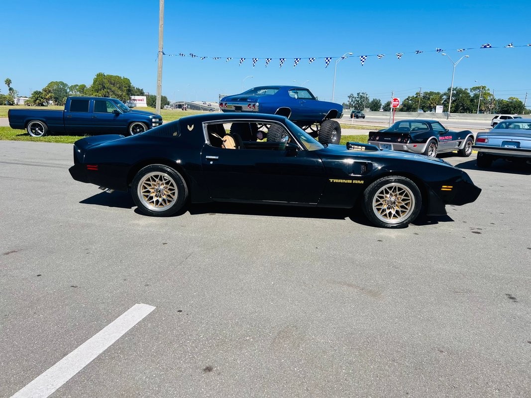 Pontiac-Trans-Am-1979-Coupe-6