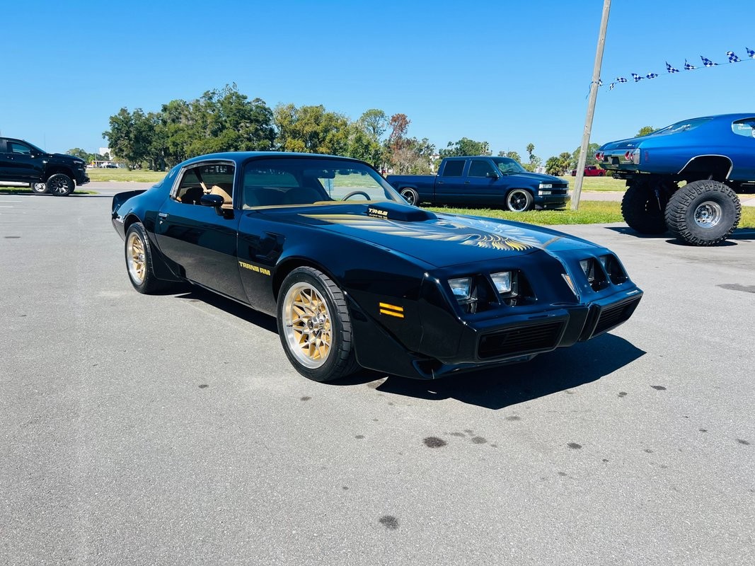 Pontiac-Trans-Am-1979-Coupe-7