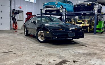 Pontiac-Trans-Am-1989-Coupe-11
