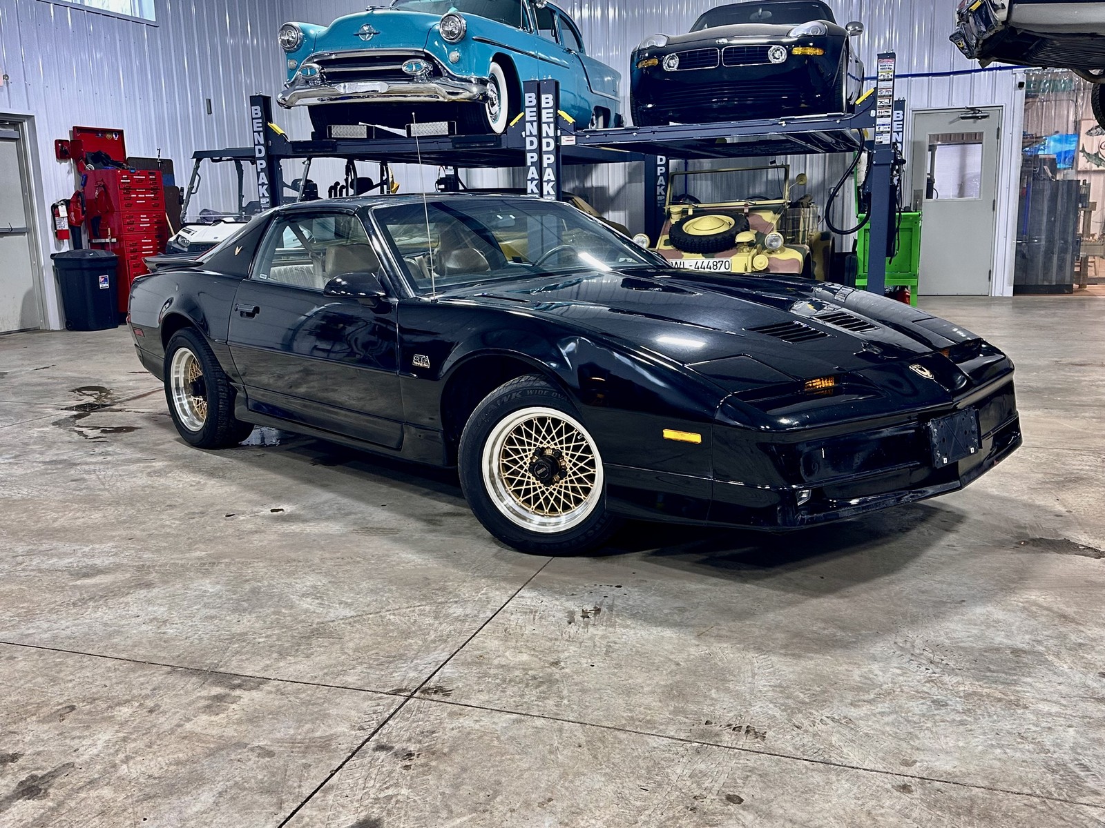 Pontiac-Trans-Am-1989-Coupe-12