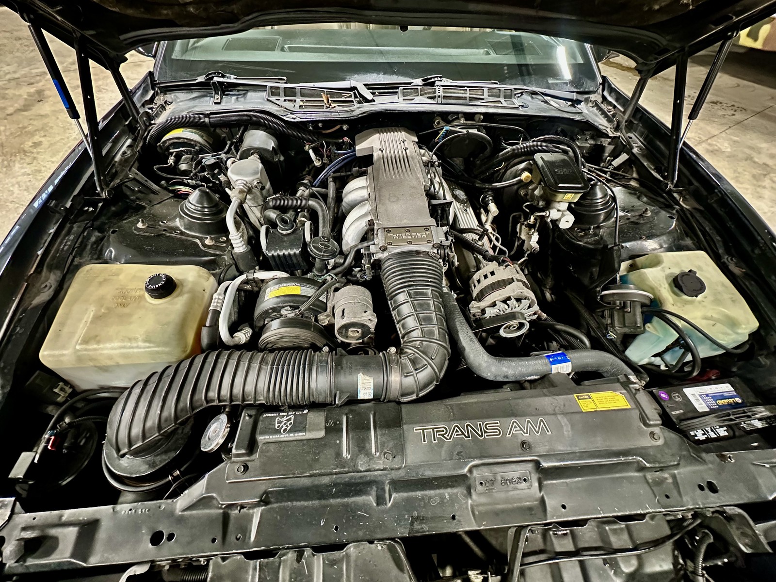 Pontiac-Trans-Am-1989-Coupe-14