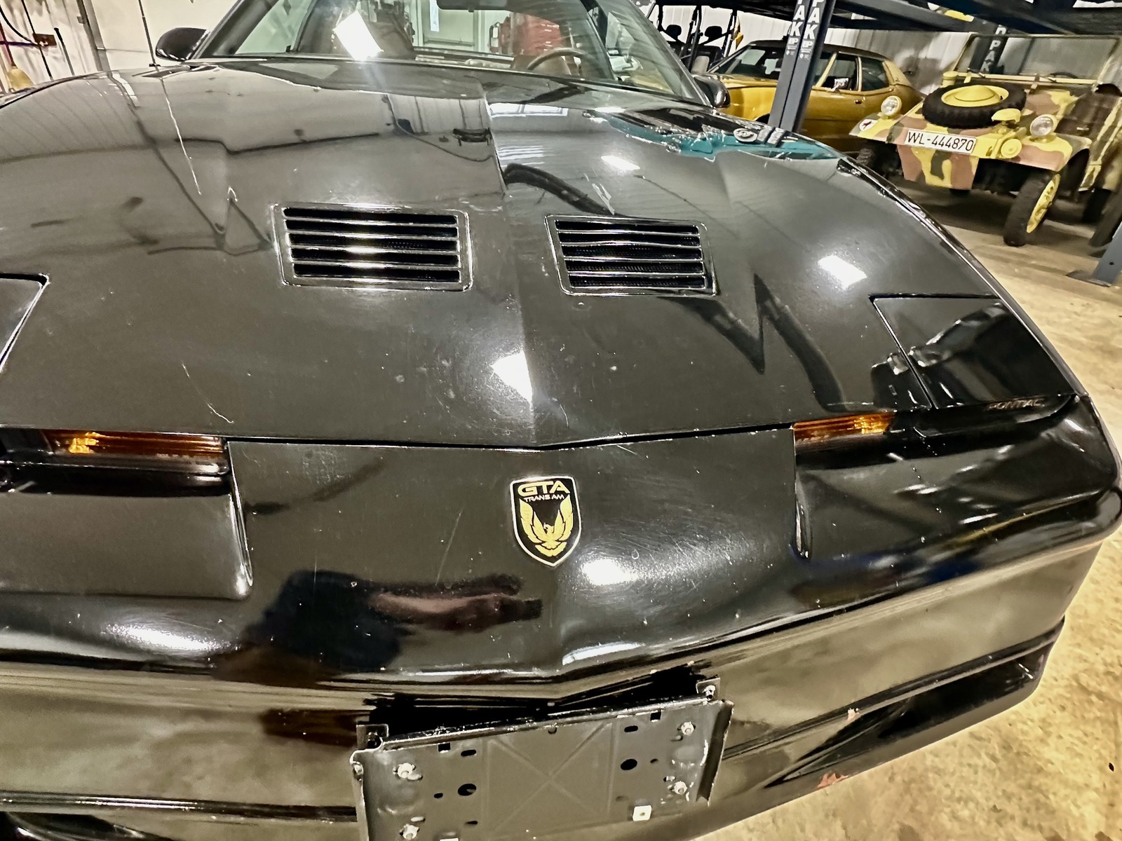 Pontiac-Trans-Am-1989-Coupe-26