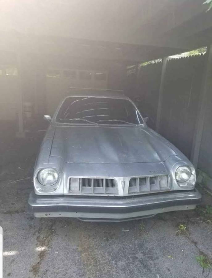 Pontiac-astre-wagon-1977-silver-1