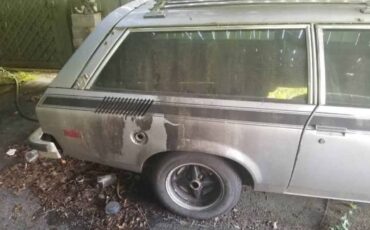 Pontiac-astre-wagon-1977-silver-4