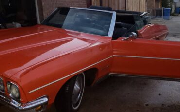 Pontiac-boneville-1970-orange-2