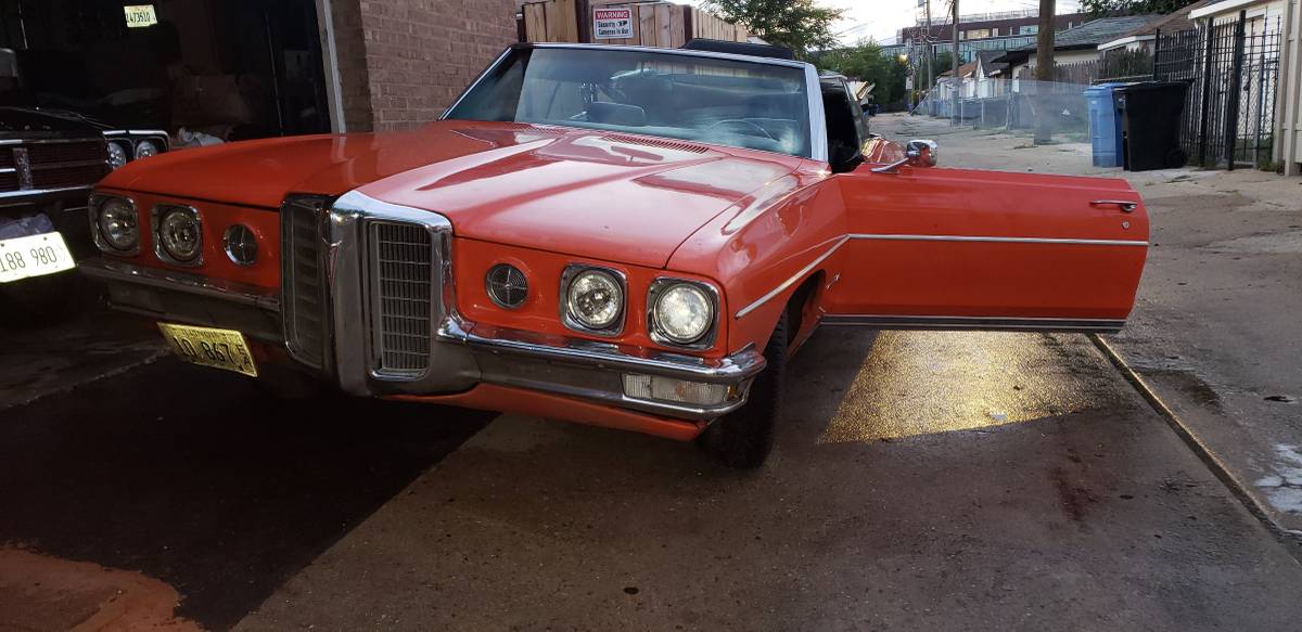 Pontiac-boneville-1970-orange-3
