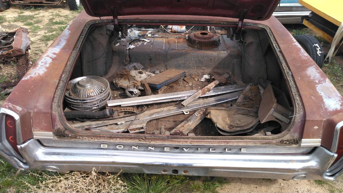 Pontiac-bonneville-1964-4