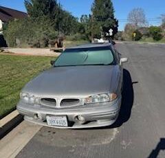 Pontiac-bonneville-1996-3