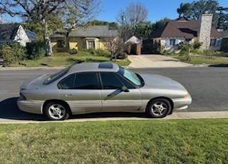 Pontiac-bonneville-1996