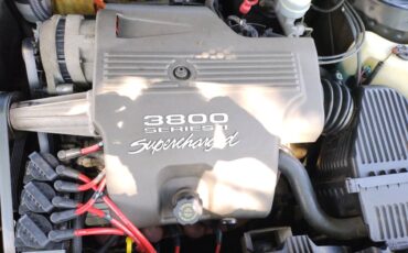 Pontiac-bonneville-1996-black-7