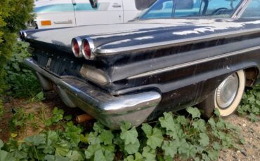 Pontiac-catalina-ventura-1960-black-3