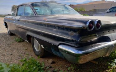 Pontiac-catalina-ventura-1960-black