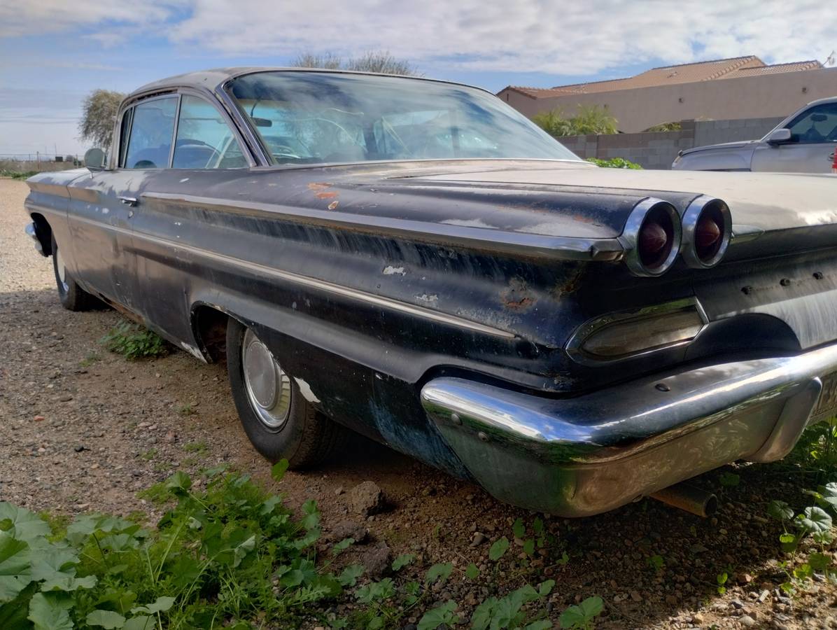 Pontiac-catalina-ventura-1960-black