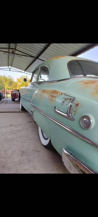 Pontiac-chieftain-1951-green