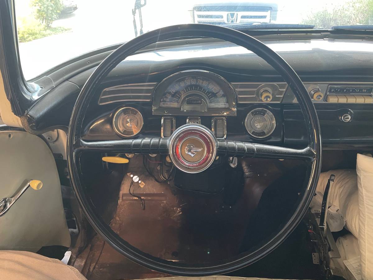 Pontiac-chieftain-catalina-coupe-1956-grey-8