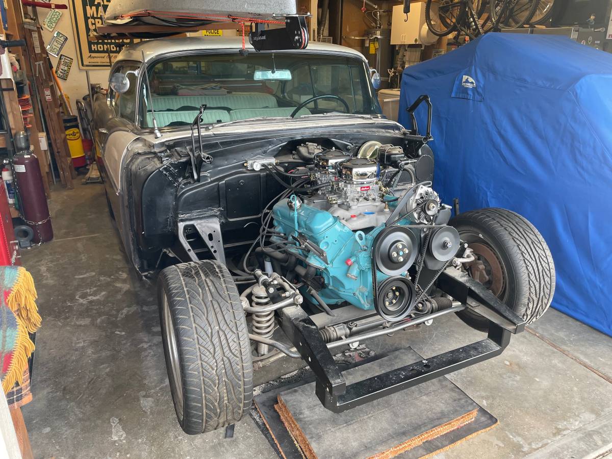 Pontiac-chieftain-catalina-coupe-1956-grey