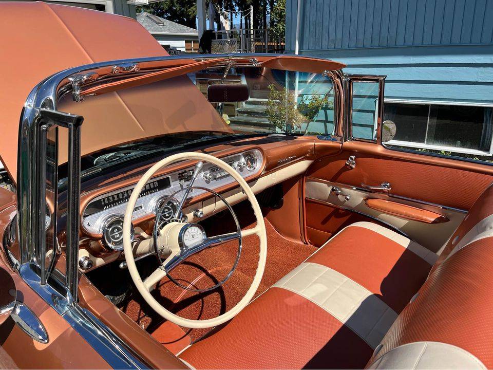 Pontiac-convertible-1957-brown-15