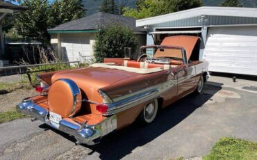 Pontiac-convertible-1957-brown-19