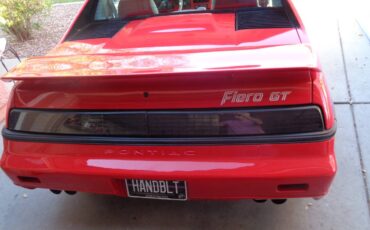 Pontiac-fiero-gt-1985-6