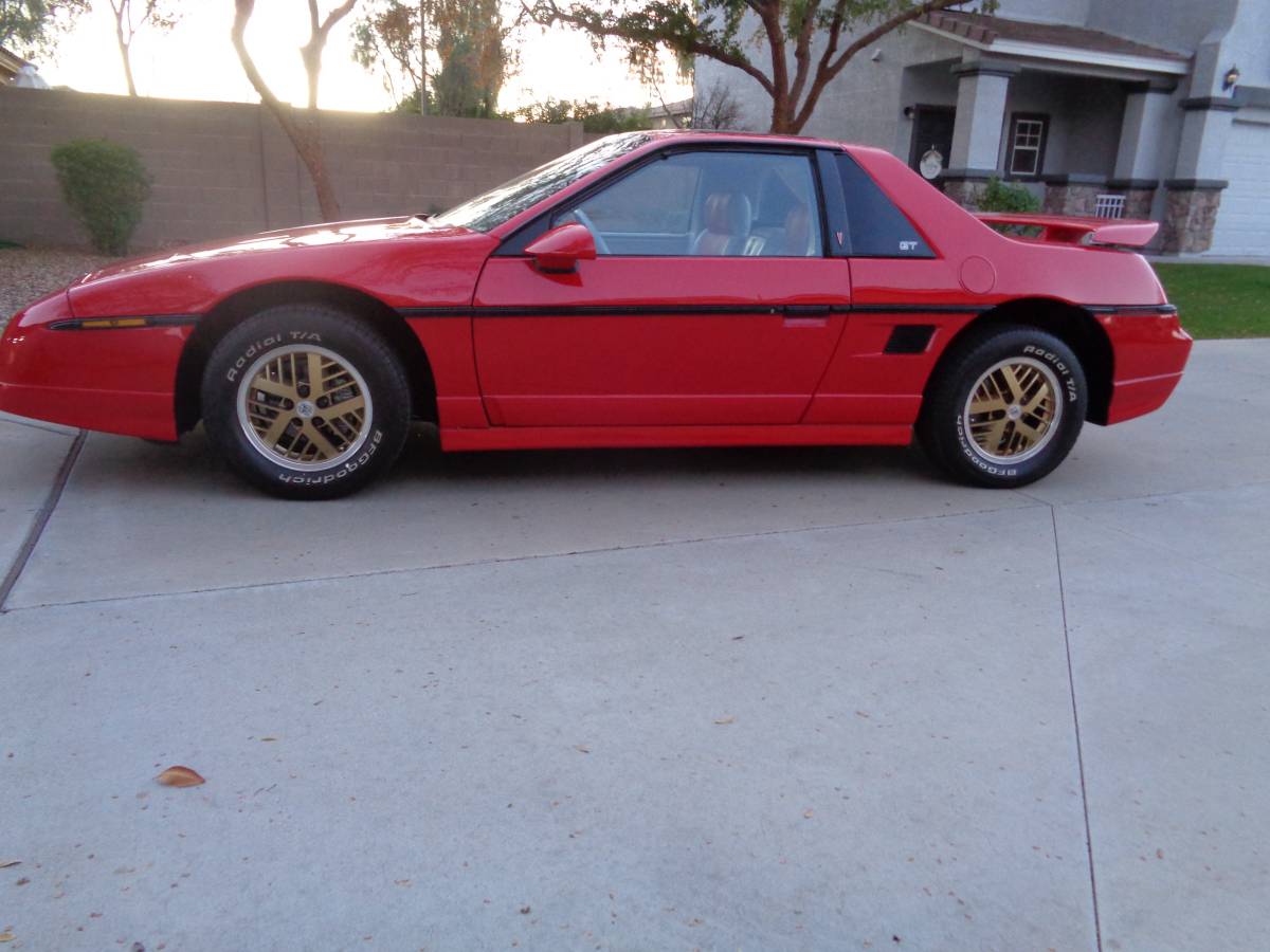 Pontiac-fiero-gt-1985-8