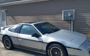 Pontiac-fiero-gt-1986